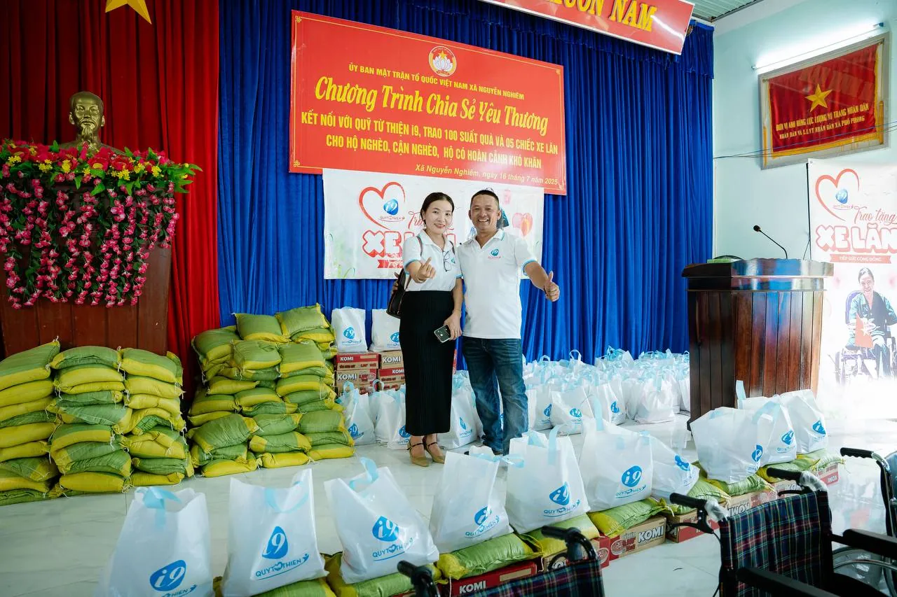 Hỗ trợ qua mạng xã hội zt9398