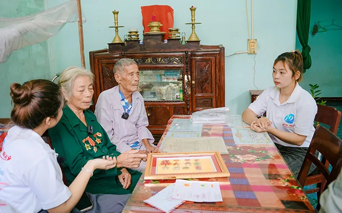 Đội ngũ zt9398 đang thảo luận về chiến lược phát triển